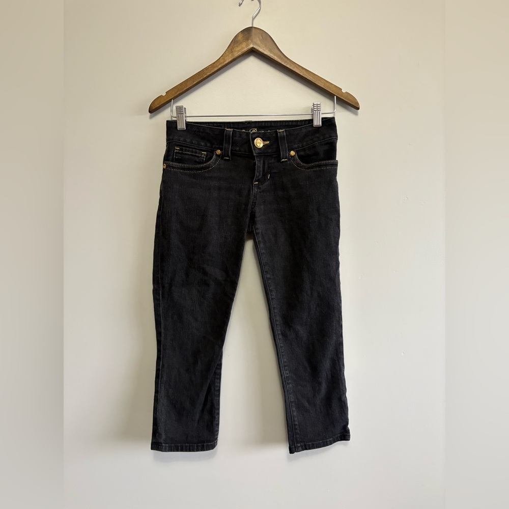 Guess Premium Women's Faded Black Jean Capris Size 26 Vintage Style Y2K